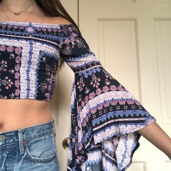 LF smock off the shoulder top - Picture 2 of 3